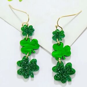 Green Shamrock Dangle Earrings